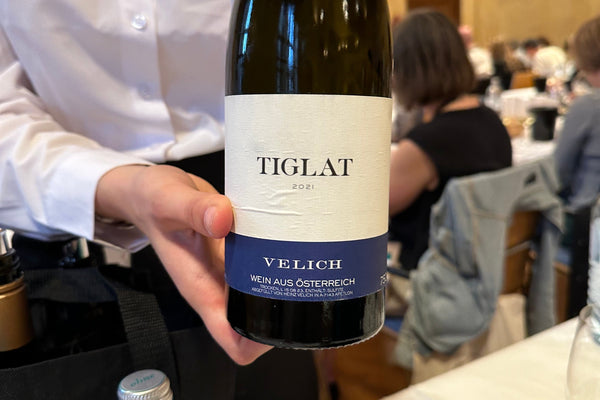 Welcoming Weingut Velich