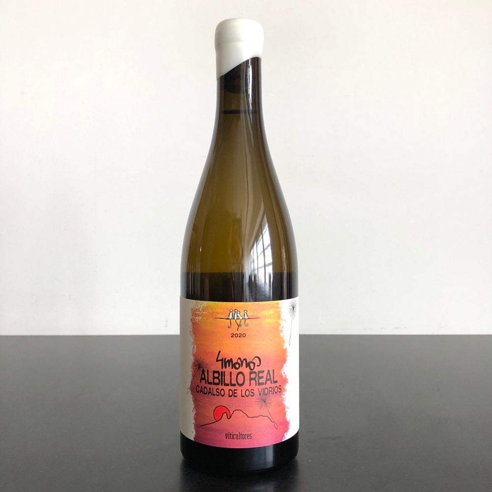 2020 4 Monos Viticultures Albillo Real Madrid, Spain
