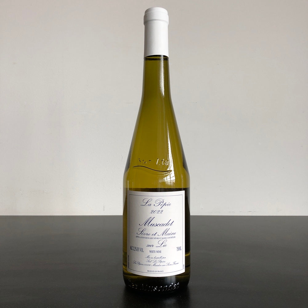Muscadet Spirits Son & de Leon Wine Domaine Lie Pepie\' Sevre-et-Maine Pepiere 2022 la Sur – and \'La