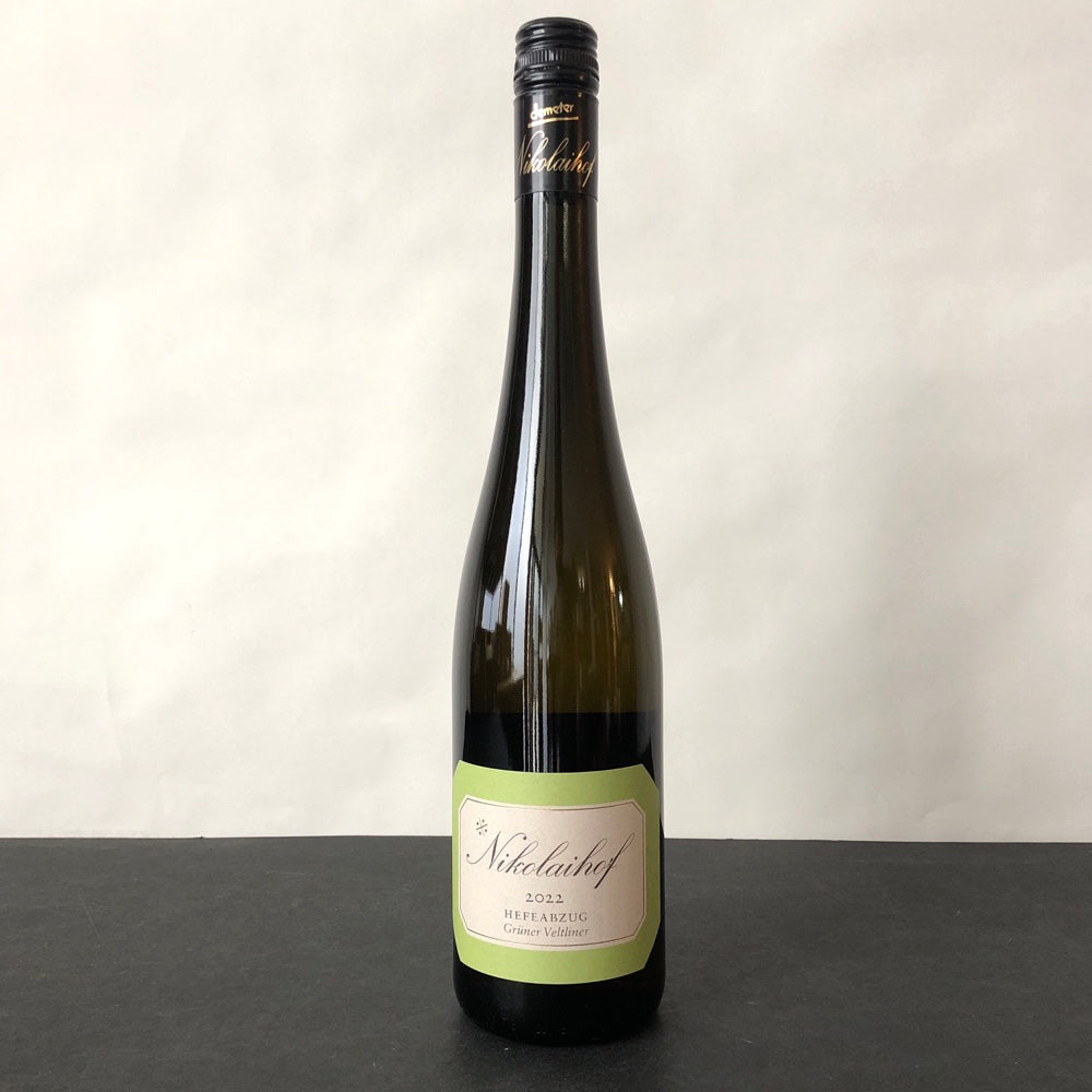 2022 Familie Saahs Nikolaihof Hefeabzug Gruner Veltliner, Wachau, Austria
