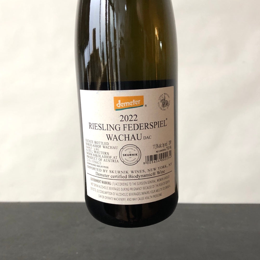 2022 Familie Saahs Nikolaihof Riesling vom Stein Federspiel, Wachau, Austria