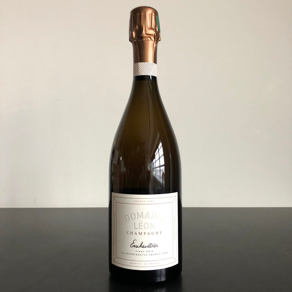 Domaine Leon \'Enchevetrer\' Pinot Noir Dosage Spirits Wine – Champagne, Leon & France Zero, ( Son and
