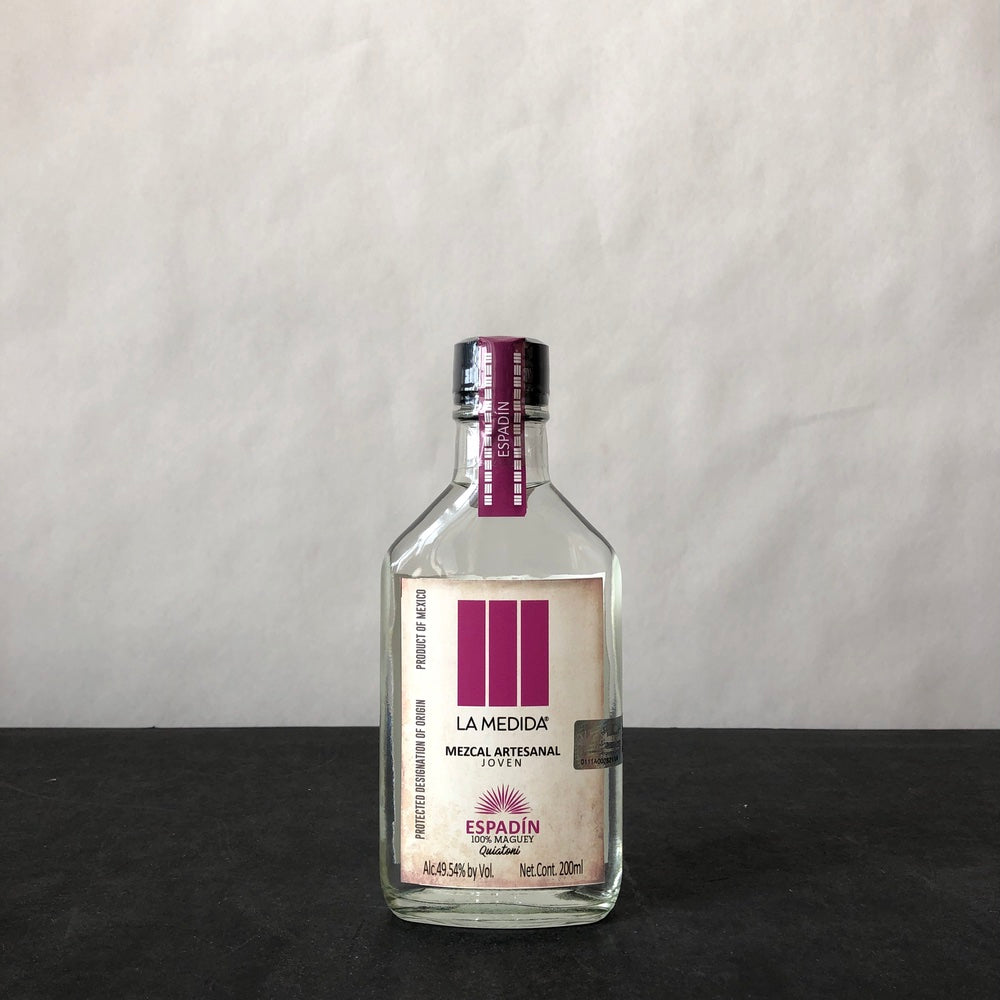 La Medida 'Quiatoni' Mezcal Espadin, Mexico 200ML