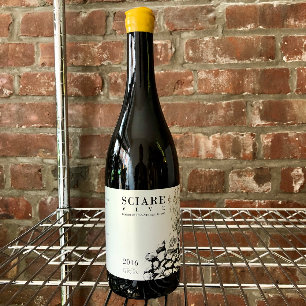 2016 Vigneti Vecchio 'Sciare Vive' Etna Bianco Carricante Sicilia, Sicily, Italy