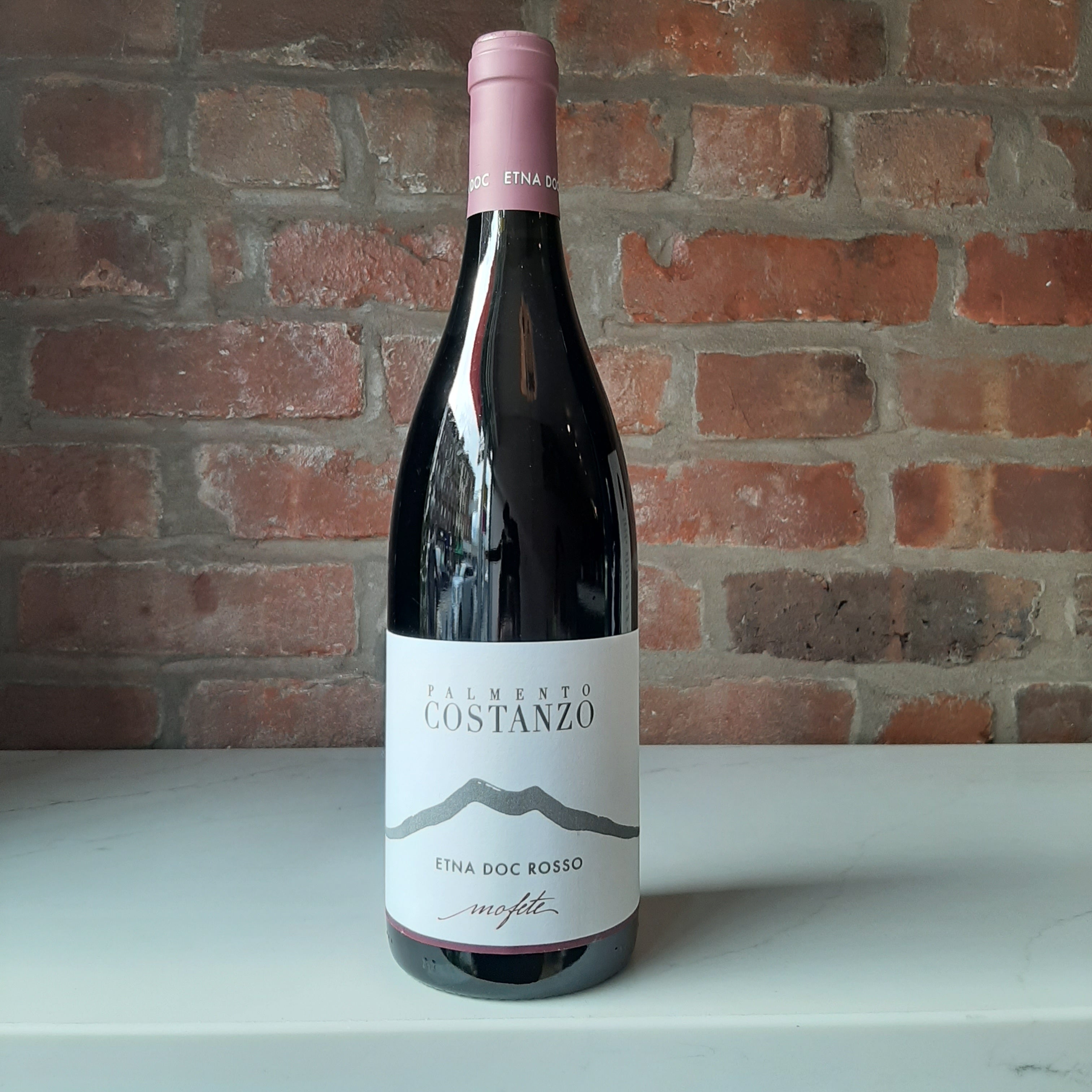 2016 Palmento Costanzo Mofete Etna Rosso Sicily, Italy – Leon