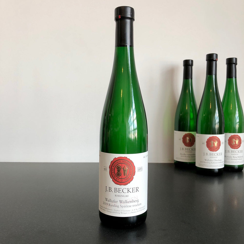 2019 J.B. Becker Wallufer Walkenberg Alte Reben Riesling Spatlese Trocken Rheingau, Germany