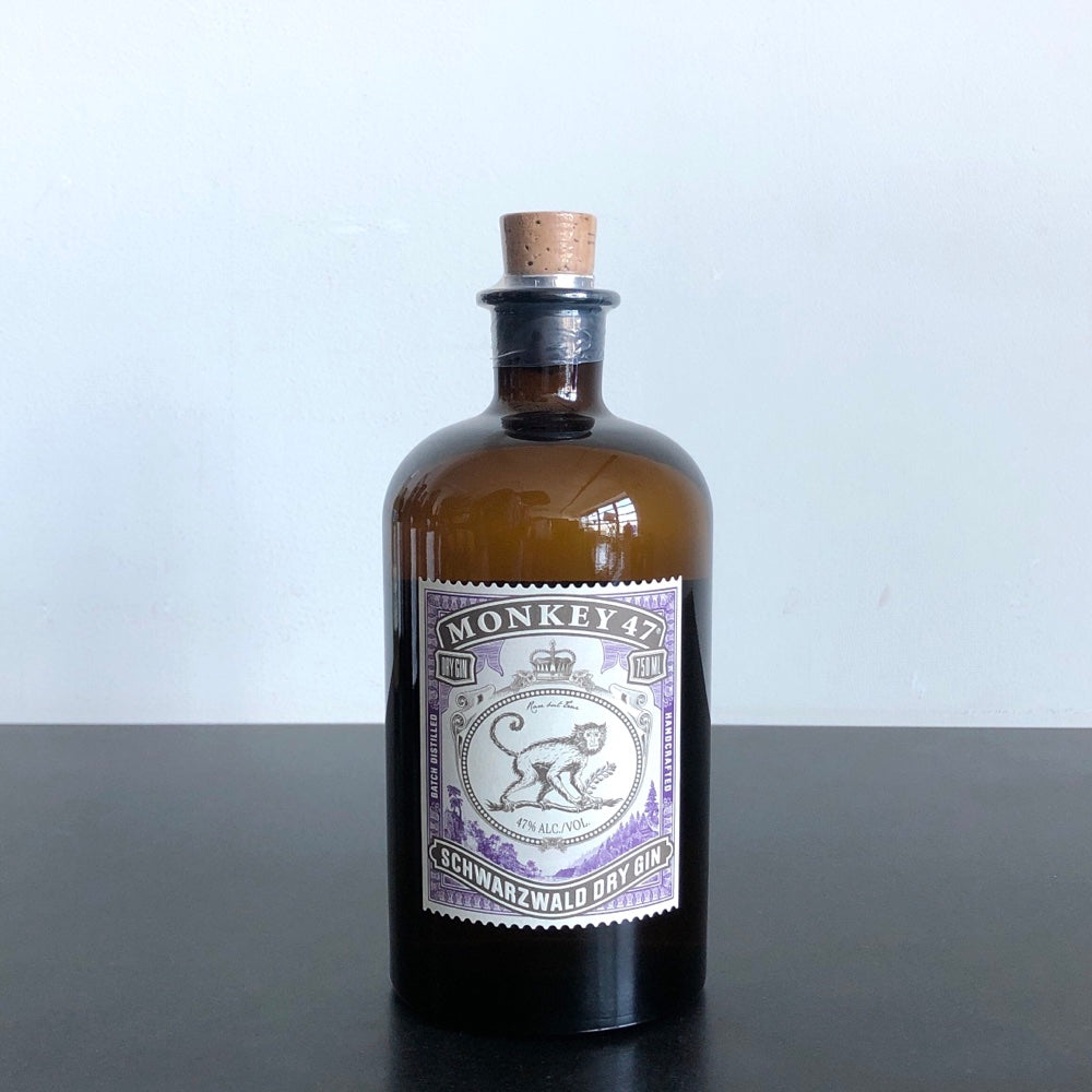 & Distillers Forest Leon Monkey Black Germany Dry Gin, Wine and 47 – Spirits Schwarzwald Son