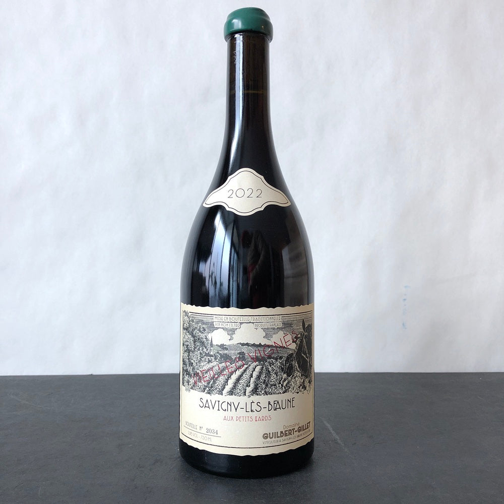 2022 Guilbert Gillet Savigny-les-Beaune Aux Petits Liards Vieilles Vignes, Cote de Beaune, France