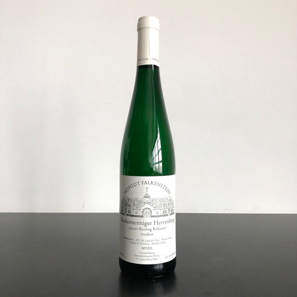 2022 Hofgut Falkenstein, Niedermenniger Herrenberg Riesling Kabinett Trocken Mutter Anna AP-1, Saar, Germany