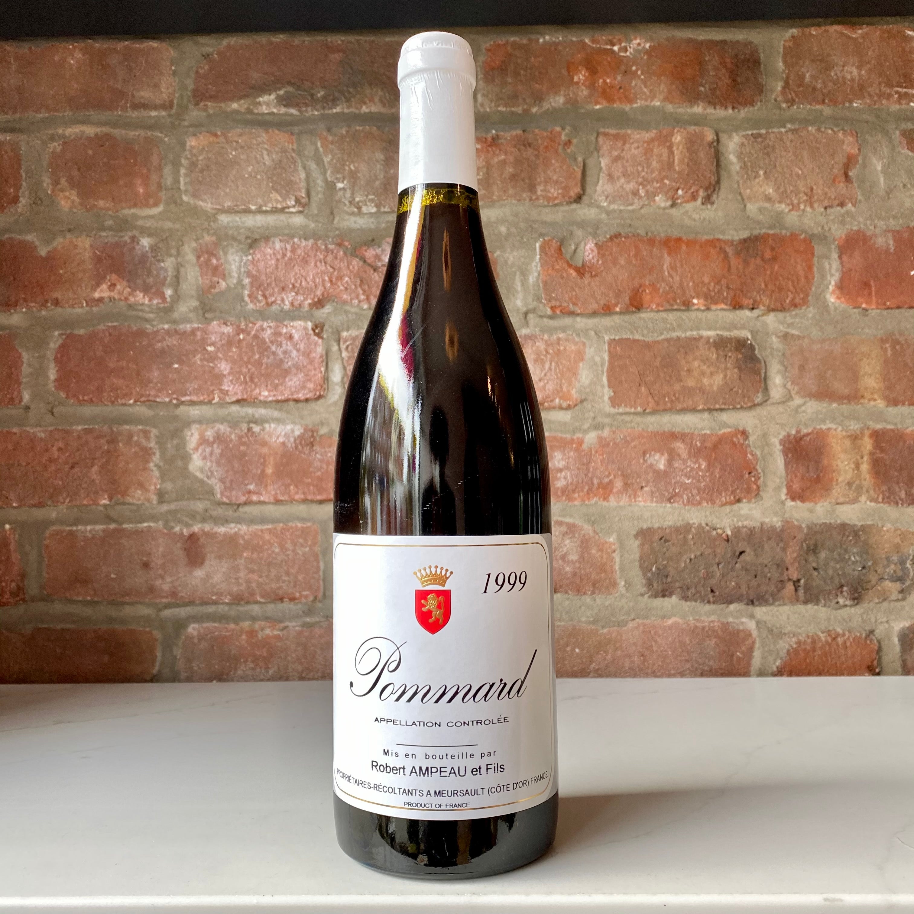 1999 Robert Ampeau et Fils Pommard Cote de Beaune, France – Leon